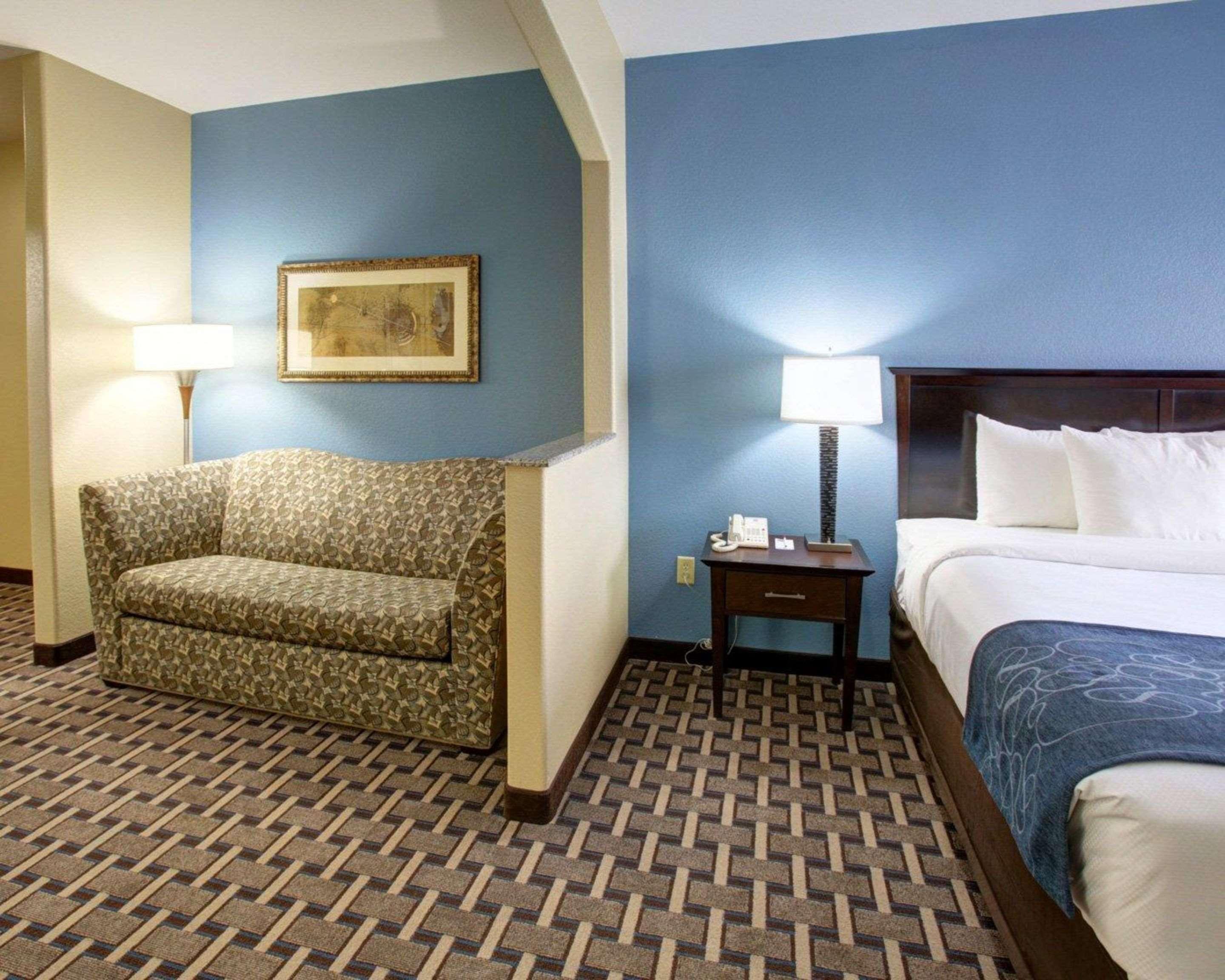 Comfort Suites Georgetown Buitenkant foto